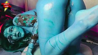 sukub cumming powerfully from vibrator in cosplay!
