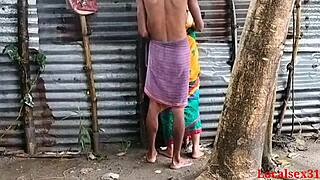 एबोनी कपल वेबकैम हार्डकोर ऐनल फकिंग और असफकिंग आउटडोर बंगाली बौदी सेक्स वीडियो में