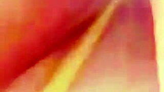 Amigas teniendo SEXO casero entre estudiantes después de fiesta ESCOLAR.