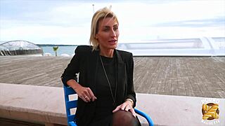 Anouk, 30-Year-Old Psychologist Expert In Lingerie And Sexy Milf Action!