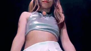 bonneyuwu, pee for me? drink my urine from the bottle.