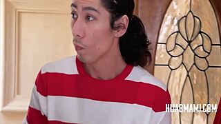 Hijab housewife meets David Lee!