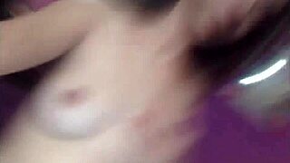 Skinny Teen Close-Up Webcam