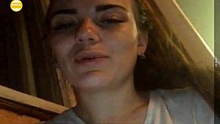 sexy girl show boobs on webcam