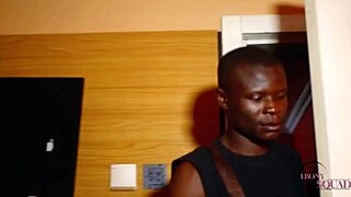 She Called for a Full Body Massage and Demanded a Hot Fuck