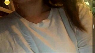 sexy girl show boobs on webcam