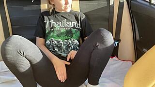 milf squirts in someone else's car backseat