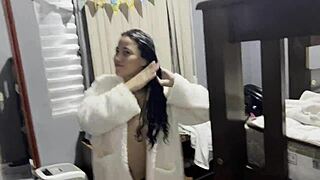 Um banho delicioso da bibi mendes toda peladinha e gostosa