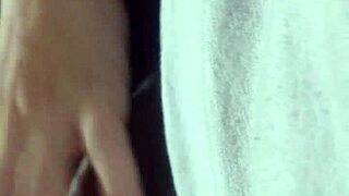 ela gosta de chupa tudo ate tira leite da rola, her big tits bouncing as she sucks monster cock