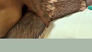 Sexymagicalwitch gives a deepthroat blowjob with choking and gagging 😏