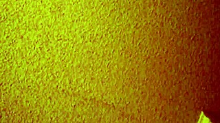 cheap asian hooker gets licked and creampied 😜