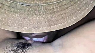 Milf Adora Oral Com Língua Quente No Grelao É Maravilhoso