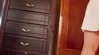 Hidden Cam Catches Big Ass Latina Changing