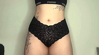 Check Out This Juicy Indian Cameltoe in Panties - Big Pussy Fetish!