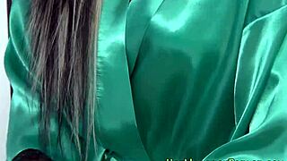 massaging hottie sucks big cock and gets jizzed on