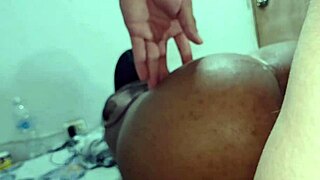CASTIGO ANAL PARA LA DELICIOSA HIJASTRA MORENA DE CULO GRANDE