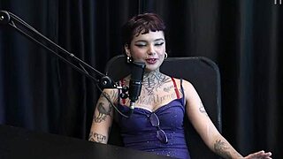 what are the best moments of annie clementine with bia hot in preliminares podcast?