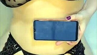 Ruiva cavalgando com a bunda redonda rebolando em cima de mim v�deo real caseiro