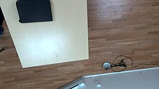 Mandy Muse chokes on cock while getting gagged hard?