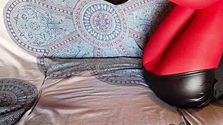 Milf in red pantyhose and heels 😍