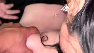 amateur gives boyfriend extra pussy for sex