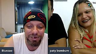 Paty bumbum answers public questions outdoors