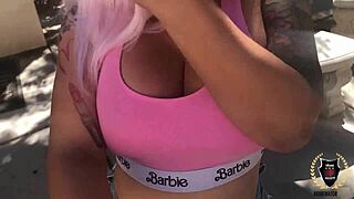 Oh man, curvy Barbi with that pink hair gets Rome Major to cum all over it 😈