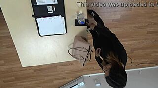 Mandy Muse chokes on cock while getting gagged hard?