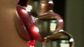 Candy Alexa Shoves Dildos
