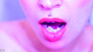 Bare toes crushing juicy fruit so wet 😏