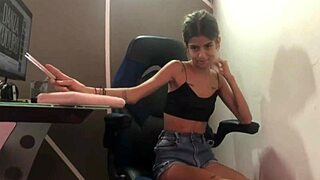 sexual psychologist can't resist my big dick!