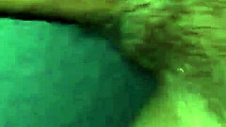 Tante lagi sange jadi di ajak main kerumah.