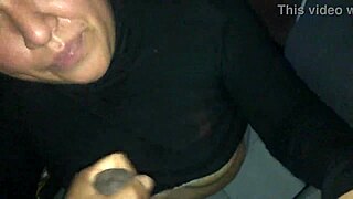 single mom sucks my dick in a taxi driving through lima streets