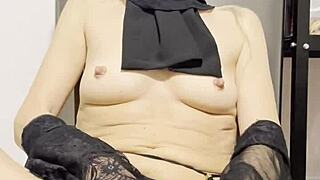 arab milf fingers herself to intense solo orgasm