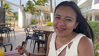 Desperate tourist gets fucked in casual encounter