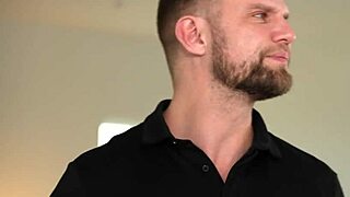 Slutty Housewife Jesse Pony in Airtight DP