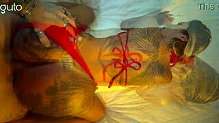 do you like tattooed big asses look how melissa fucks nicely with the d in her ass anal creampie