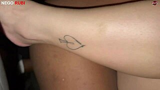 paolla hotwife flashes big black cock in the car