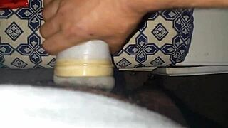 sexy moroccan wanks to porn on cold night 😍