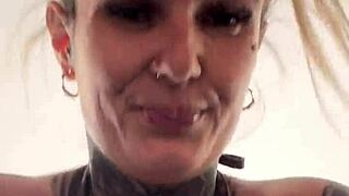 Gym workout turns intriguingly wet in public