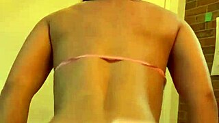 Curly haired hot girl dances funk while masturbating her vagina 😘