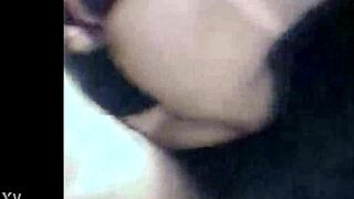 Vagninho pegando a novinha gostosa de quatro in bareback doggystyle