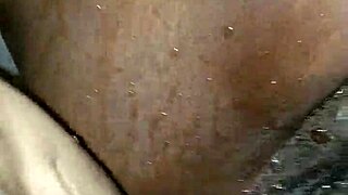 She couldn't control her pussy squirting during the session