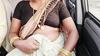 Beautiful saree call girl car sex telugu dirty talks