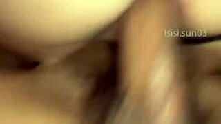 डैड ने वेश्या से शादी की! मिल्फ स्टीपमॉम रोज मेरा स्पर्म मांगती है!