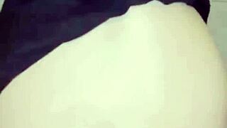 Amoosina cums on white ass in airport toilet.