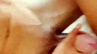 First time cumshot with wet pussy blowjob from muscular bodybuilder 😊