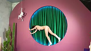 Watch This Nude Erotic Broadcast Now!