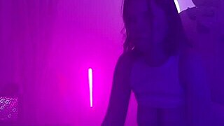 i cheated on my boyfriend while he was standing outside the door 😏