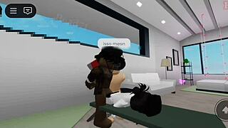 G�tica Peituda Fez Um Sexo A Tr�s Na Casa Dos Pa�s - Brookhaven